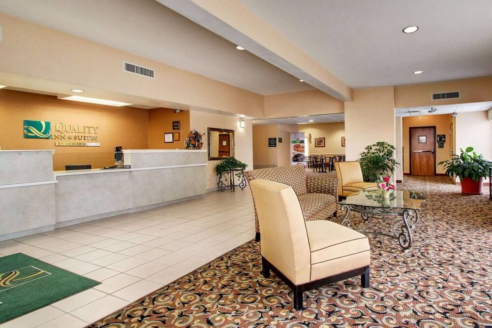 Quality Inn & Suites Hattiesburg North - האטיסברג - לובי