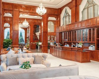 Sea Breeze Hotel & Villa - סיהנוקוויל