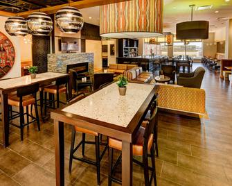 Delta Hotels by Marriott Saint John - סנט ג'ון - מסעדה