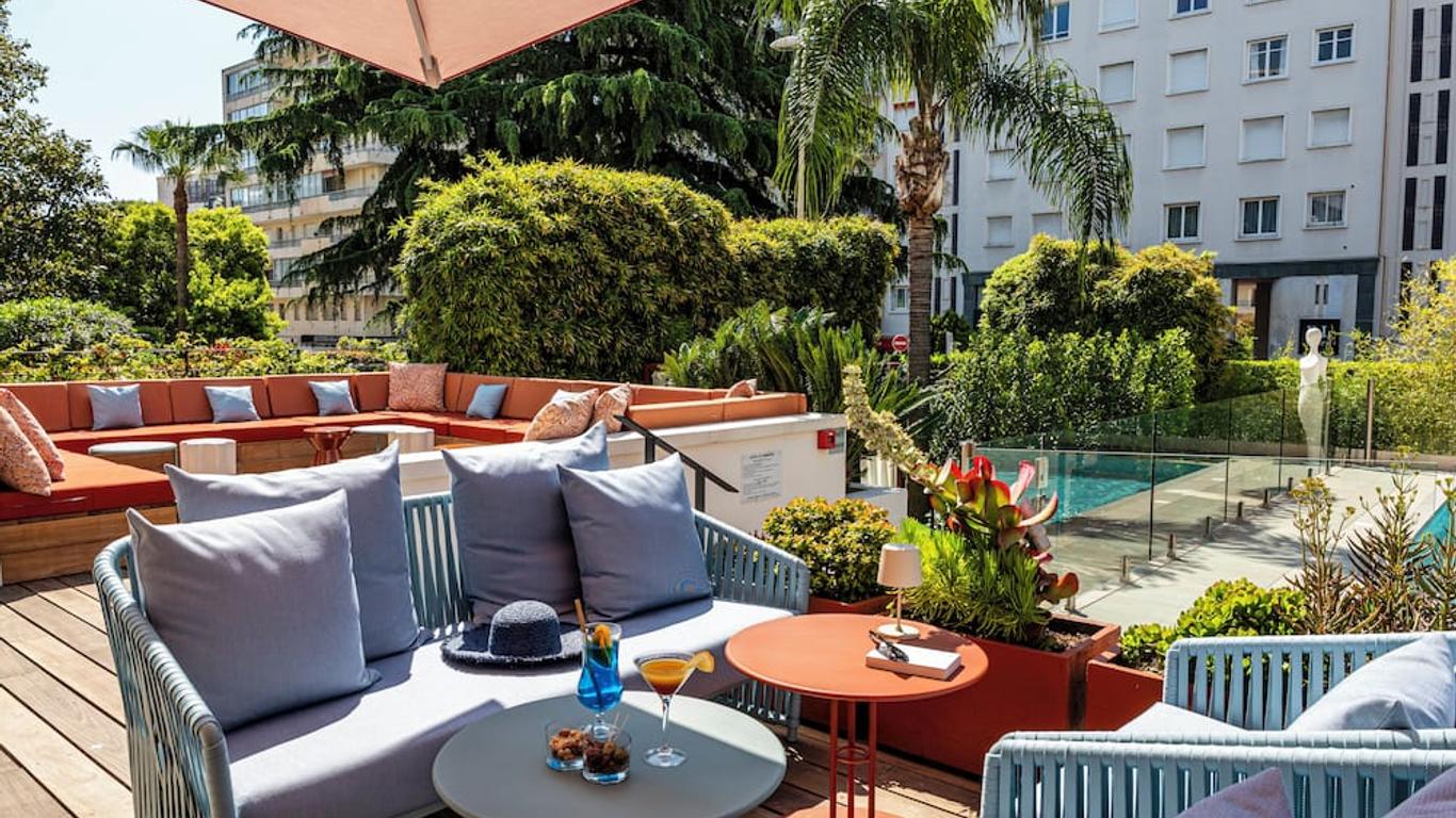 Hotel Le Canberra