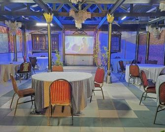 Opal Pyramids Hotel - Guiza - Restaurante