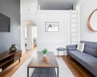 The Primrose Hill Flat - London - Living room