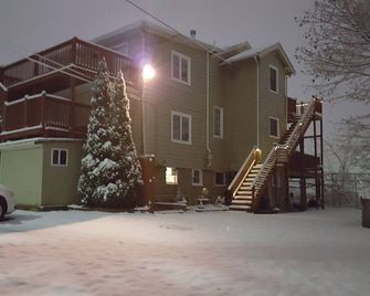 Beautiful Apartment-5 Beds-Full Kitchen- - Boston - Building