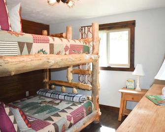 Blackhawk - Grand Lake - Bedroom