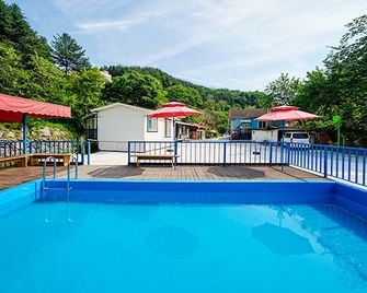 Cheongpyeong Yeoul Pension - Gapyeong - Piscina