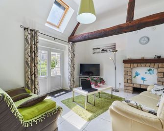 Domain 2 - Cottage in Normandy for 6 people (Le Mt St Michel) - Fleury - Sala de estar