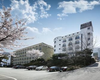 Geoje Oasis Hotel - Geoje - Gebäude