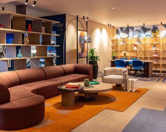 TRIBE Hotel Den Haag Centraal - Opened December 2025 - Haag - Oleskelutila
