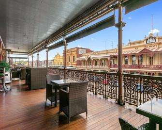 Quality Inn The George Hotel Ballarat - Ballarat - Balkon