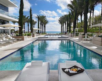 Grand Beach Hotel Surfside - Surfside - Pool