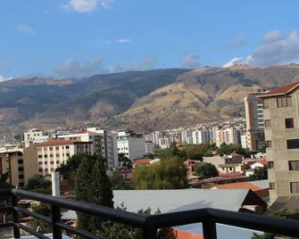 Kunan Hotel - Cochabamba - Balcony