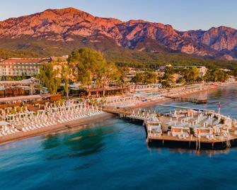 DoubleTree by Hilton Antalya-Kemer - Kemer - Edificio