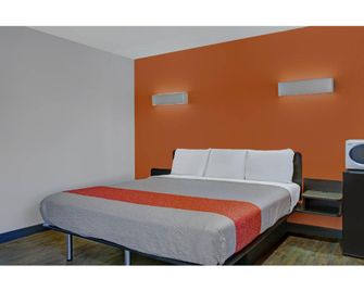 Motel 6 Hereford Tx - Hereford - Bedroom