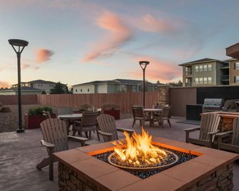 TownePlace Suites by Marriott Hobbs - Hobbs - Varanda