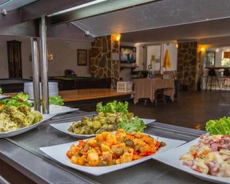 Ponz Hotel - Kusadasi - Prasmanan