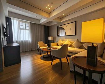 Xianning Liantou Park Road Hotel - Xianning - Schlafzimmer