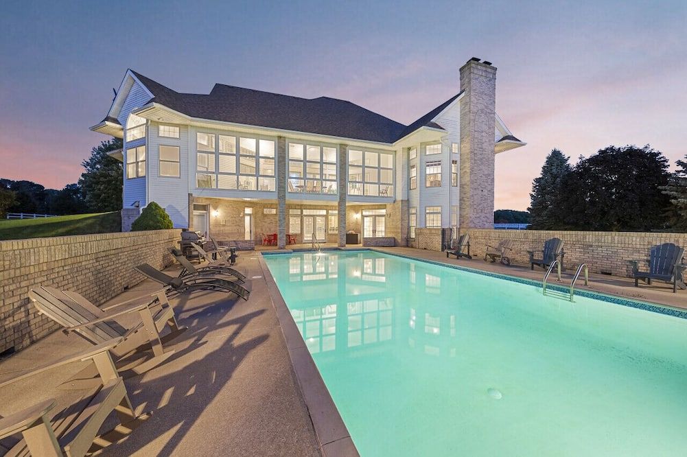 Huge Crystal Lake 7 Acre Ranch W/Pool & Hot Tub - McHenry - Bazén