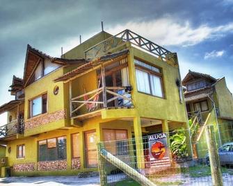 Pousada Pé na Areia - Garopaba - Edificio