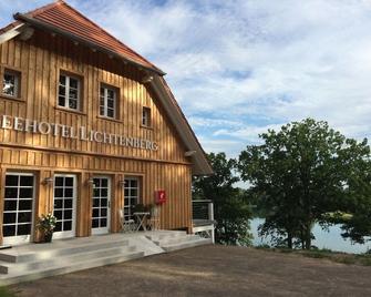 Seehotel Lichtenberg - Feldberg - Budova