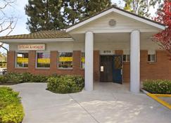 Americas Best Value Inn Oxnard Port Hueneme - Port Hueneme - Bâtiment