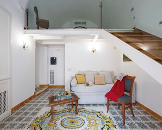 Residenza Luce - Amalfi - Living room