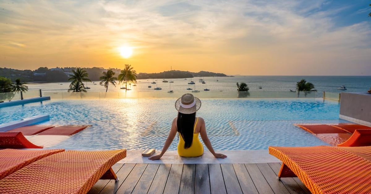 Sri panwa пхукет. Отели пхукета с панорамным бассейном. Мыс панва. Panwaburi beachfront resort 5*. Phuket panwa beachfront resort.
