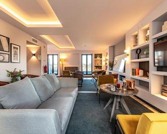 Pestana Lisboa Vintage City Center Suites - Lisboa - Sala de estar