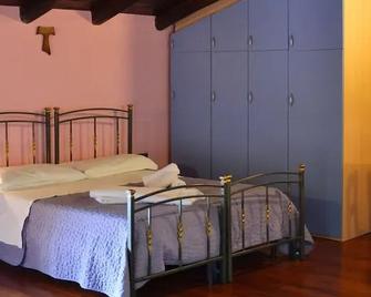 Fattoria Alvaneta - Padula - Habitación