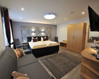 Hotel-Restaurant Ehses - Bernkastel-Kues - Bedroom