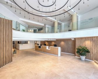 Ohtels Gran Hotel Almeria - אלמריה - לובי