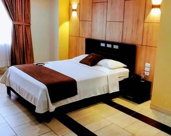Hotel Golden Vista - Santo Domingo de los Colorados
