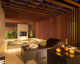 Hotel Benoa Resort - 神戶 - 客廳