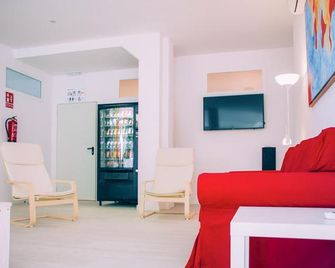 Palma Port Hostel - Albergue Juvenil - פלמה דה מיורקה