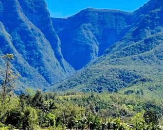 Pousada Green Canyons - Praia Grande - Vista del exterior