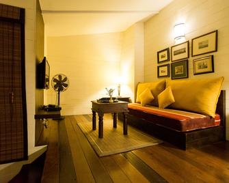 Arun Residence - Bangkok - Living room