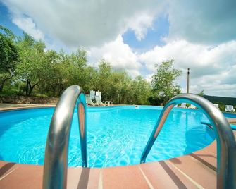Hotel Girifalco - Nature & Relax - Massa Marittima - Pool