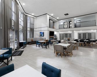 La Quinta Inn & Suites By Wyndham Houston Bush Iah South - Houston - Restaurant