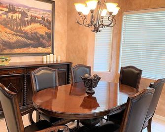 Magnificent Furnished Patio Home in Oro Valley, Arizona - Oro Valley - Sala pranzo