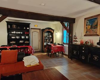 Ideal family and business cottage - Couloisy - Habitación