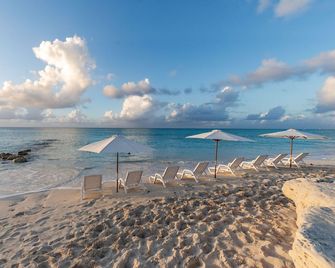 The Atrium Resort - Providenciales - Beach
