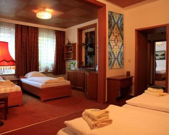 M&M Hotel - Wilhelmsburg - Hamburg - Schlafzimmer