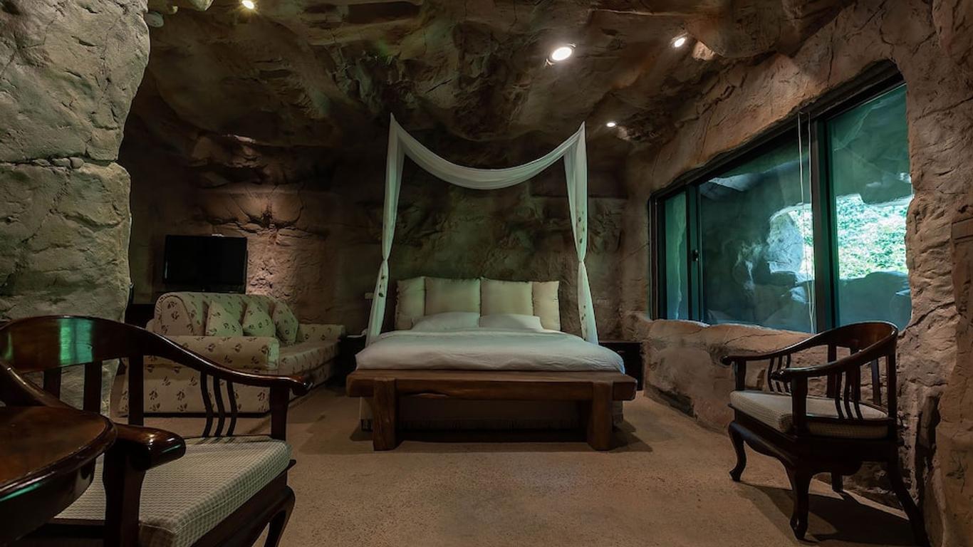 Yi-He Golden Homestay