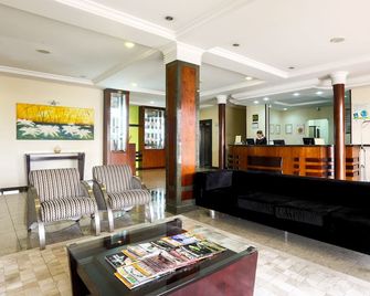 Hotel Exclusivo - São José dos Pinhais - Recepción