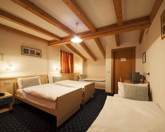 B&B Col Da La Vila - Canazei - Makuuhuone