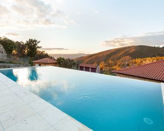 Casa do Rancho - Turismo Rural - Braga - Piscina