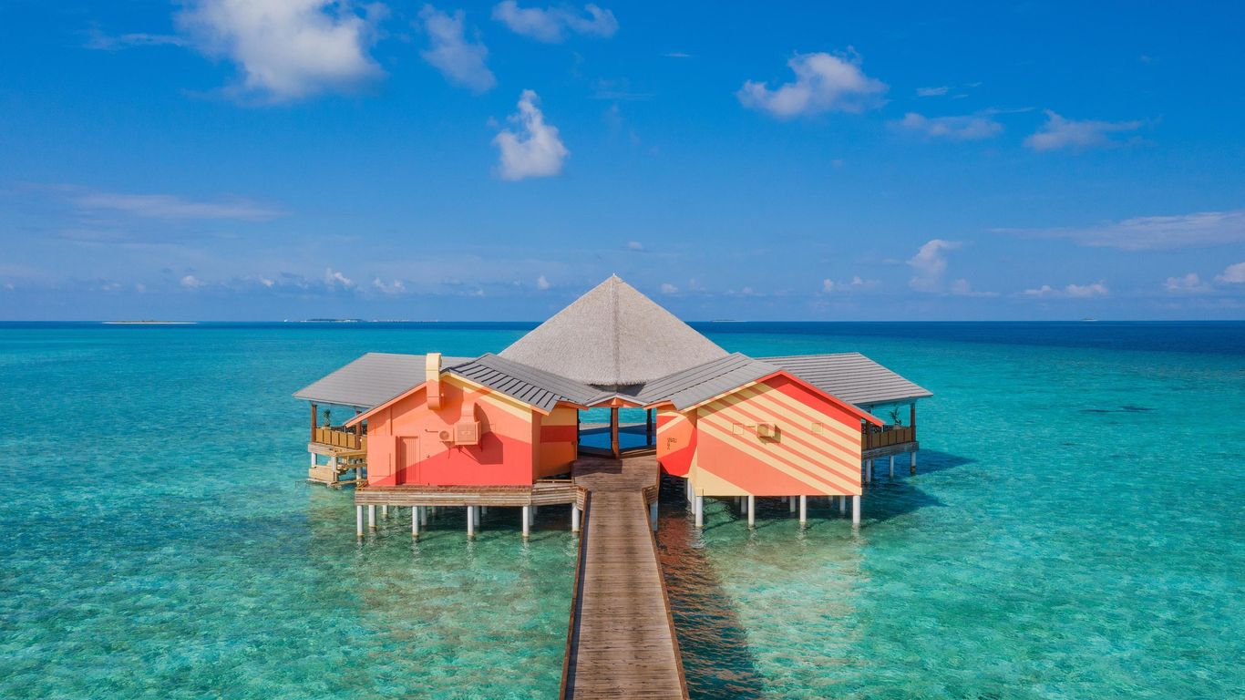 The Standard, Huruvalhi Maldives