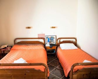 Eleni Hotel - Kefalos - Strand