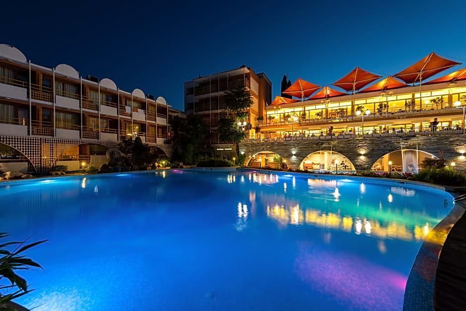 نيسيبار بيتش