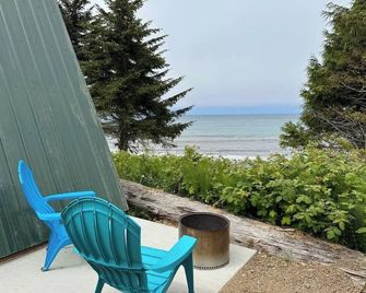 A-Frame Site 5 Shelter w/ Incredible Ocean View - Порт-Анджелес - Балкон