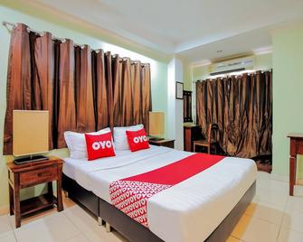 Royal Pimand Hotel - Bangkok - Bedroom